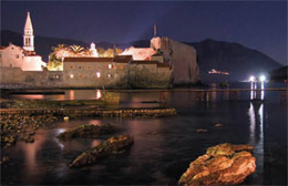 budva_nocu