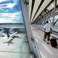 Gatwick-Passenger-travellin