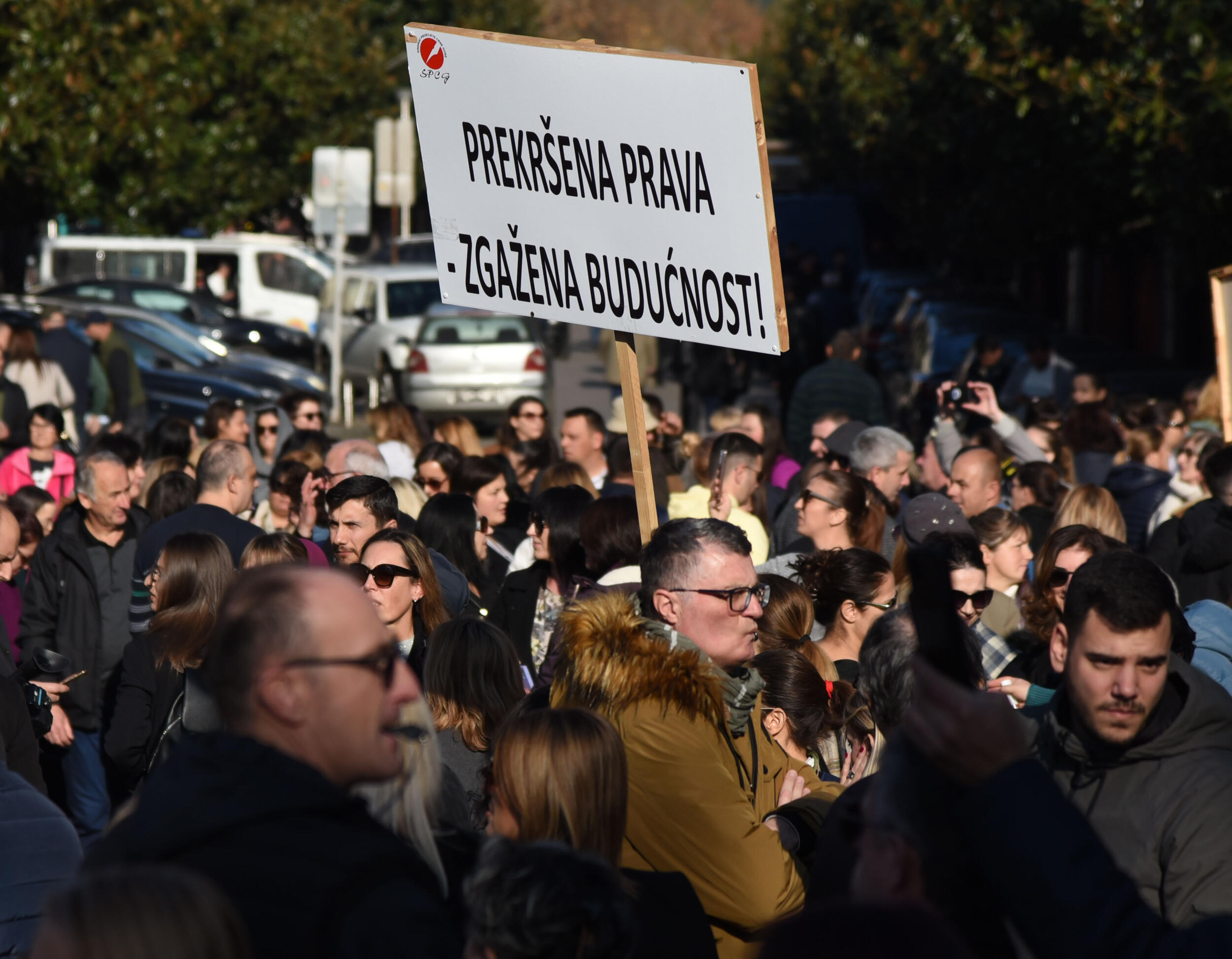 PRVI MAJ: Siti obećanja